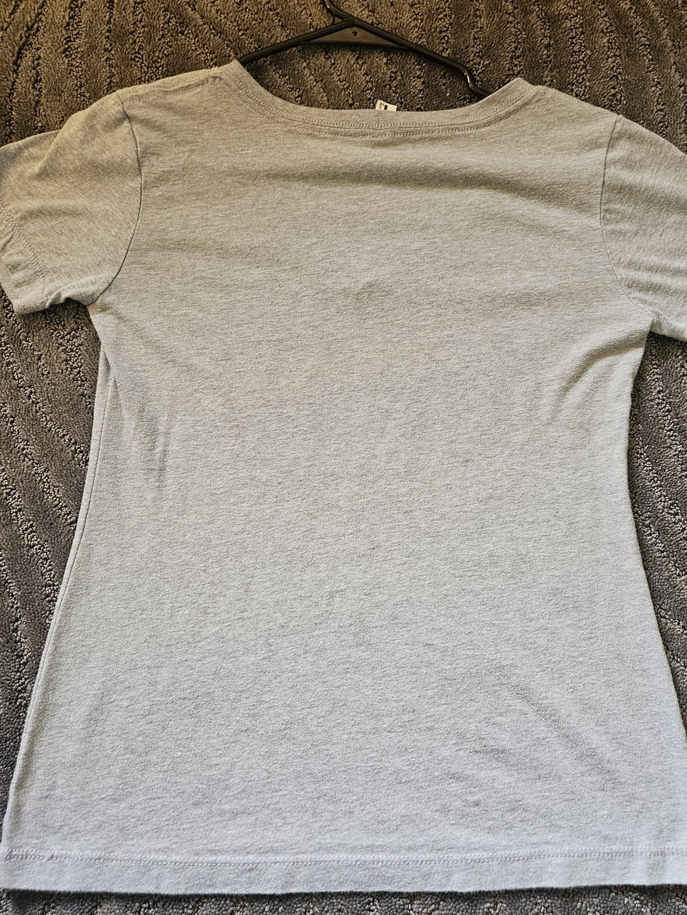 Buffalo New York Graphic V-Neck Tee - Light Gray/Blue, Womens Small - Picture 9 of 10
